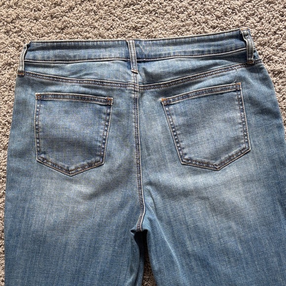 Chico's So Slimming Girlfriend Slim Leg Ankle Jeans - Picture 12 of 12